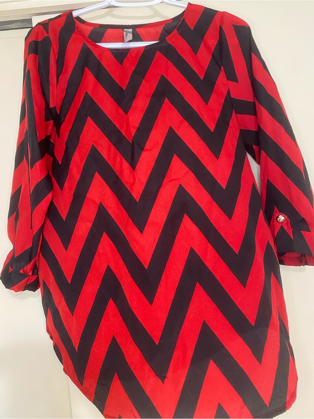 BAMBOO Size Large Red and Black Chevron Tunic Blouse Collegiate UGA 3/4 Sleeves